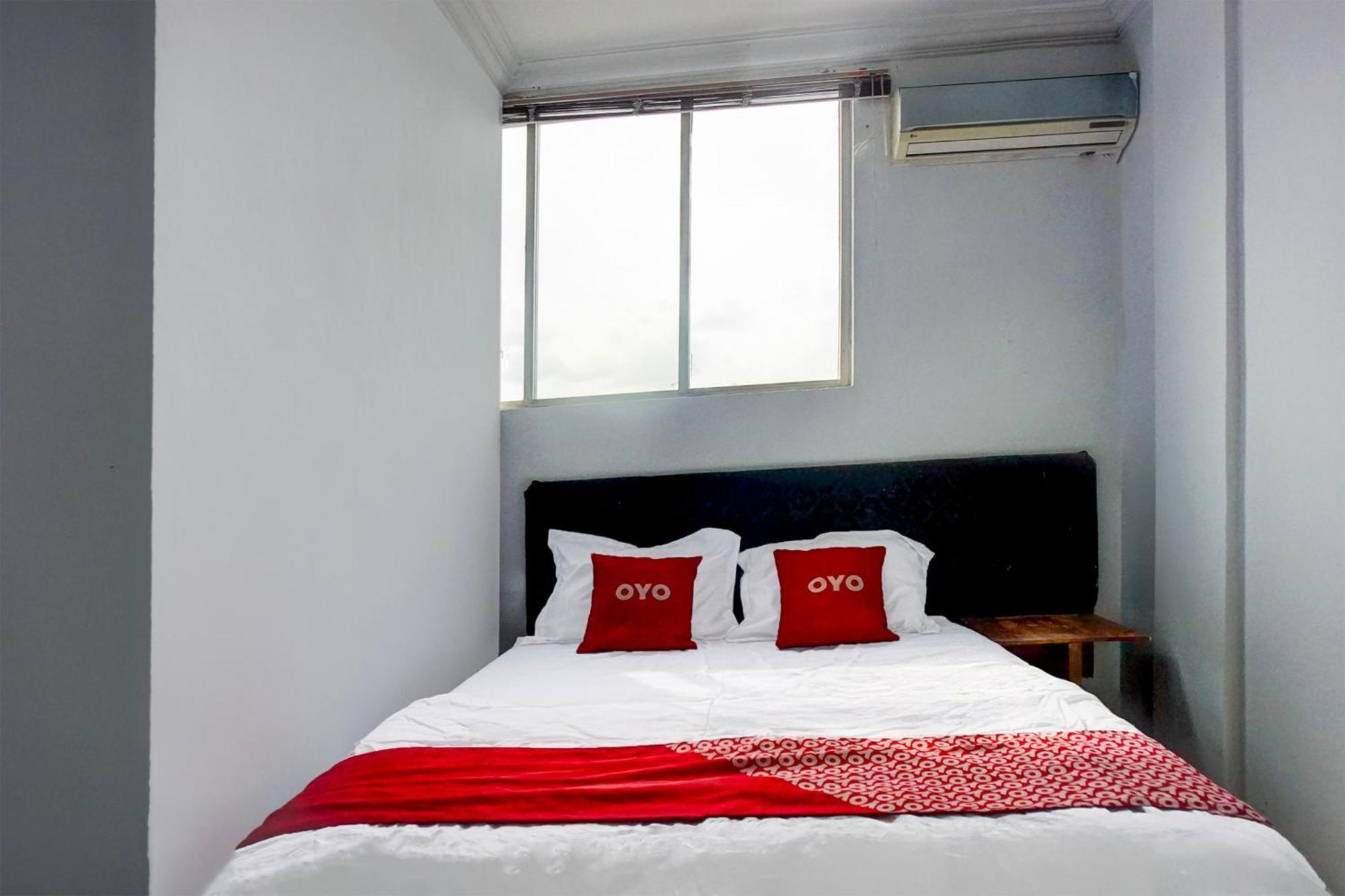 Hotel O Medan City Center Near Plaza Medan Fair Ngoại thất bức ảnh