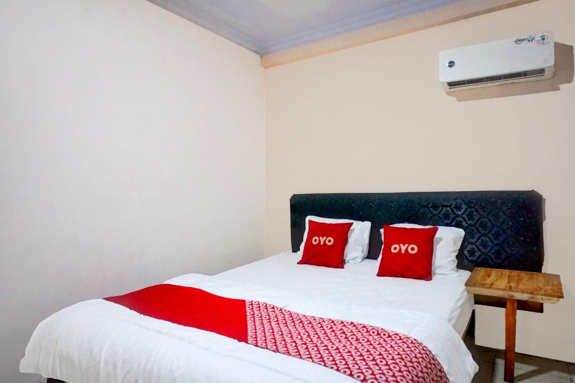Hotel O Medan City Center Near Plaza Medan Fair Ngoại thất bức ảnh