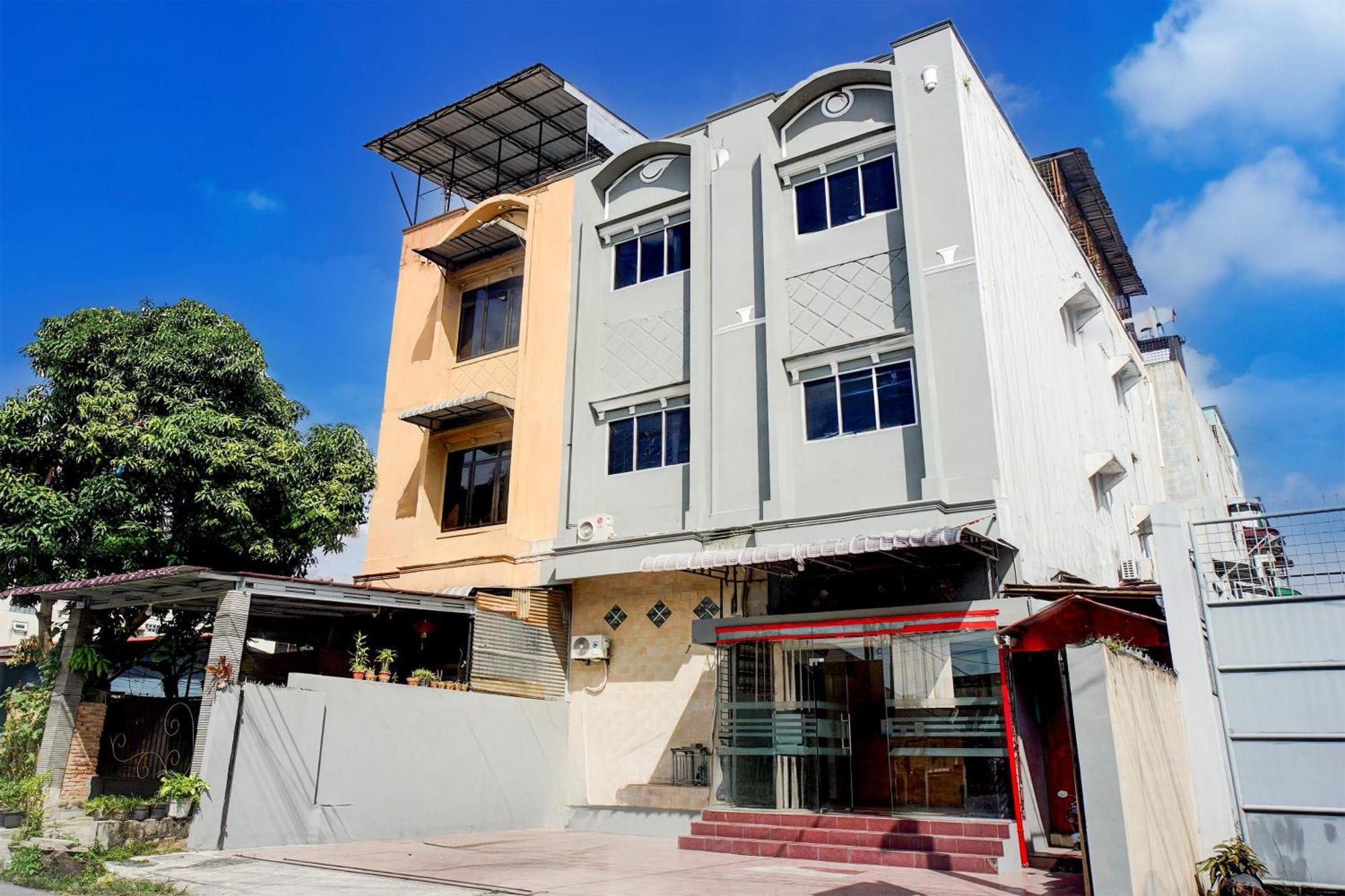 Hotel O Medan City Center Near Plaza Medan Fair Ngoại thất bức ảnh